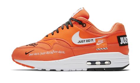 nike air max 1 oranje wit met tekst|Nike Air Max nl.